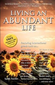 Tapa de Living an Abundant Life