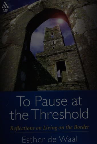 Tapa de To pause at the threshold