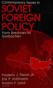 Tapa de Contemporary Issues in Soviet Foreign Policy