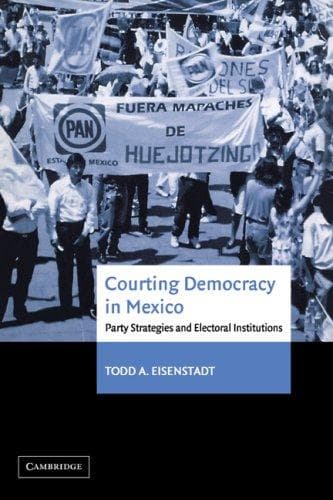 Tapa de Courting Democracy in Mexico