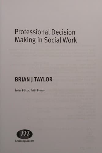 Tapa de Professional decision making in social work