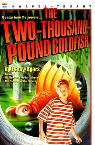 Tapa de Two-Thousand-Pound Goldfish (Harper Trophy Books)