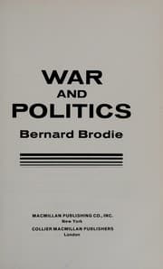 Tapa de War and politics