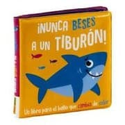 Tapa de NUNCA BESES A UN TIBURON- LIBRO BAÑO