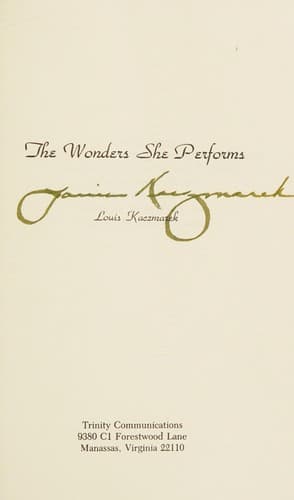 Tapa de The Wonders She Performs