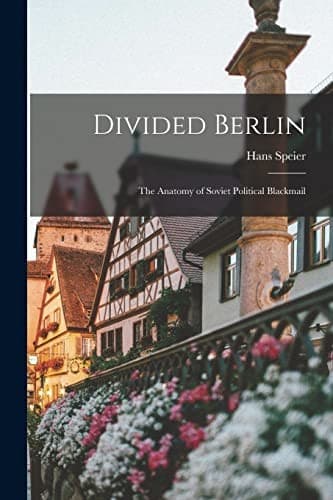 Tapa de Divided Berlin