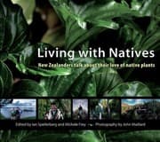 Tapa de Living with natives