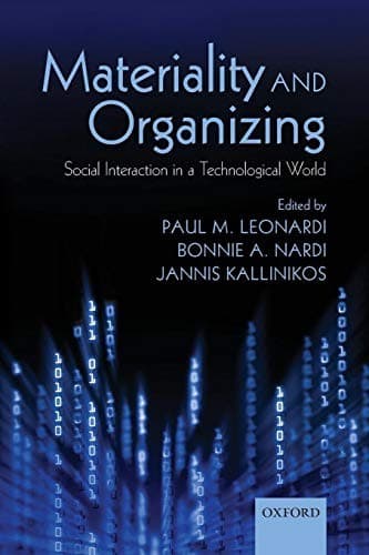 Tapa de Materiality and organizing