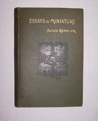 Tapa de Essays in Miniature