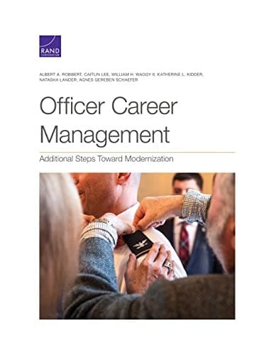 Tapa de Officer Career Management
