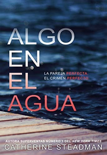 Tapa de Algo en el agua