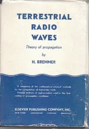 Tapa de Terrestrial Radio Waves