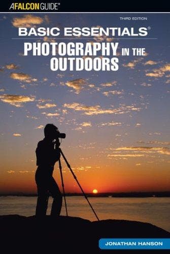 Tapa de Basic Essentials Photography in the Outdoors, 3rd (Basic Essentials Series)