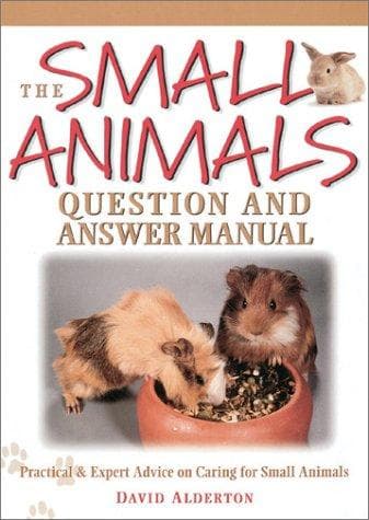 Tapa de The small animals question and answer manual