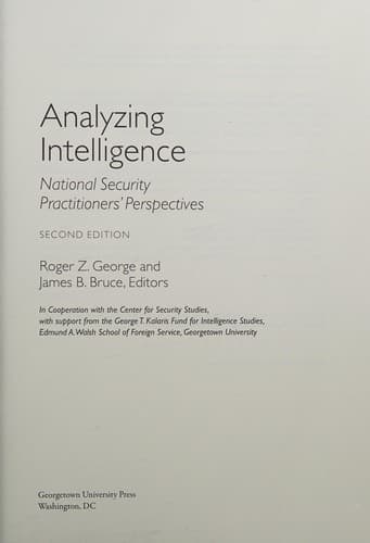 Tapa de Analyzing intelligence