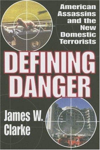Tapa de Defining Danger