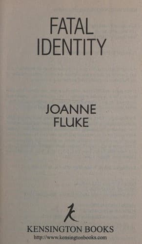Tapa de Fatal Identity