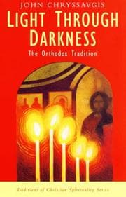 Tapa de Light Through Darkness (Traditions of Christian Spirituality)