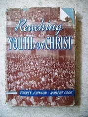 Tapa de Reaching Youth for Christ