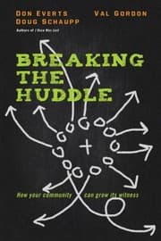 Tapa de Breaking the Huddle