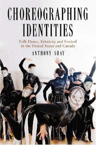 Tapa de Choreographing Identities