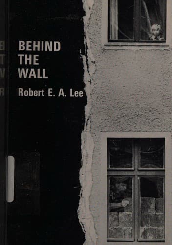 Tapa de Behind the Wall