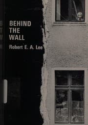 Tapa de Behind the Wall