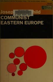 Tapa de Communist Eastern Europe (The Walker summit library)