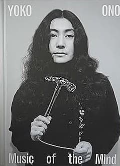 Tapa de Yoko Ono