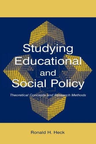 Tapa de Studying educational and social policy