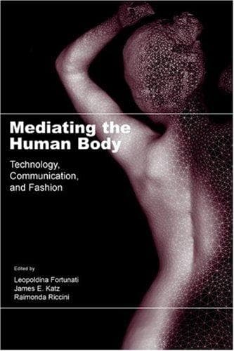 Tapa de Mediating the Human Body
