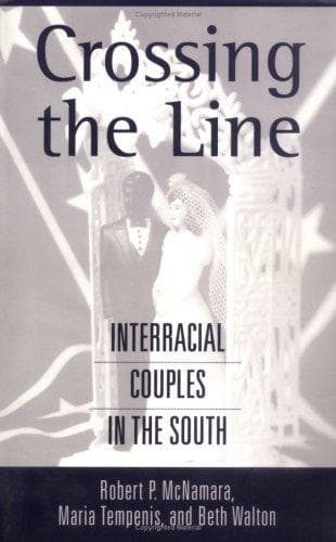 Tapa de Crossing the Line