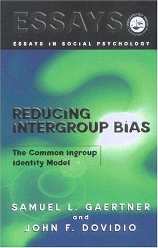 Tapa de Reducing Intergroup Bias