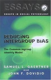 Tapa de Reducing Intergroup Bias