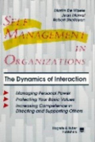 Tapa de Self management in organizations