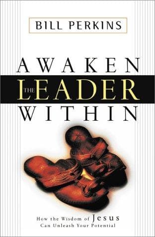 Tapa de Awaken the Leader Within