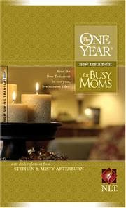 Tapa de The One Year New Testament for Busy Moms