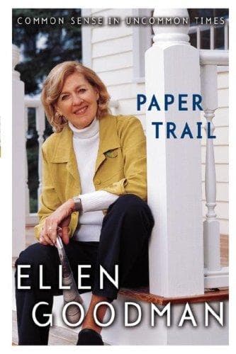 Tapa de Paper Trail