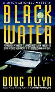 Tapa de Black Water (A Mitch Mitchell Mystery)
