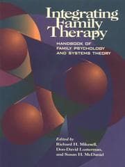 Tapa de Integrating family therapy