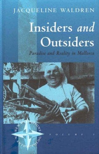 Tapa de Insiders and outsiders
