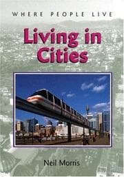 Tapa de Living in cities