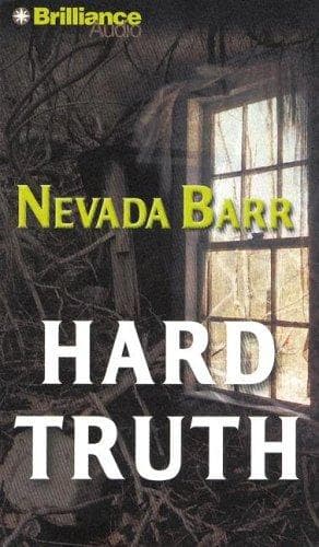 Tapa de Hard Truth (Anna Pigeon)