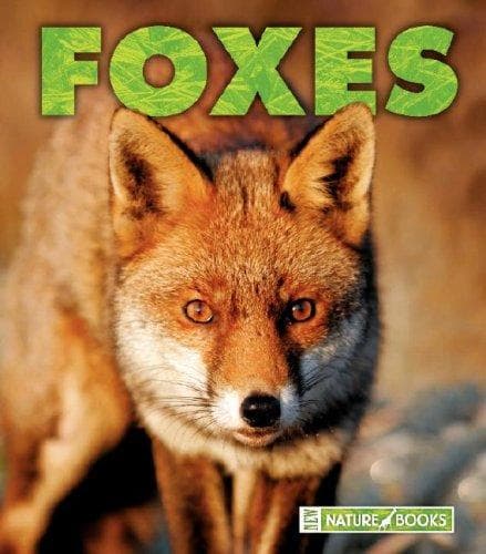 Tapa de Foxes (New Naturebooks)