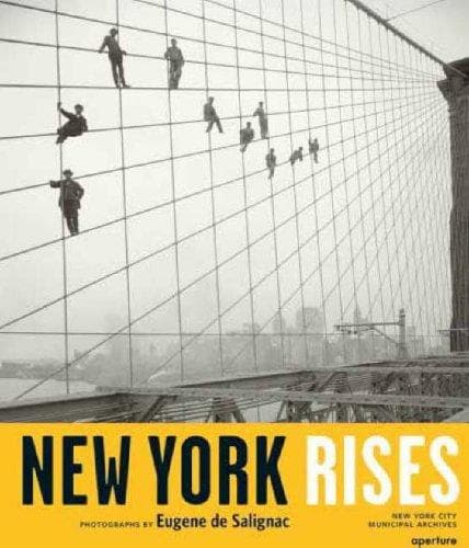 Tapa de New York rises