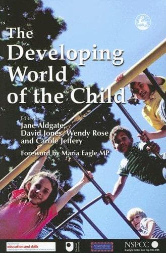Tapa de The developing world of the child