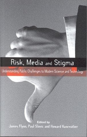 Tapa de Risk, media, and stigma