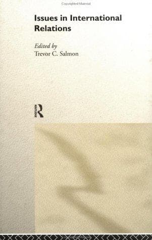 Tapa de Issues In International Relations