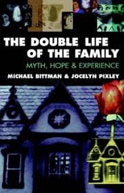 Tapa de The double life of the family