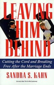 Tapa de Leaving him behind